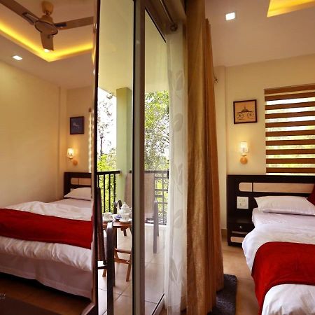 Glad Valley Wayanad By Lexstays-Tea Estate Villa Εξωτερικό φωτογραφία